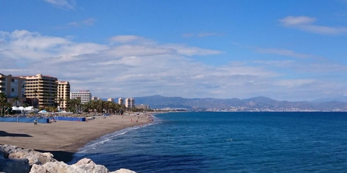 Apartamento Carole Playa Bajondillo Torremolinos Beach - Playa A 30 Segundos - Wifi - Parking - Terraza Apartment Luaran gambar